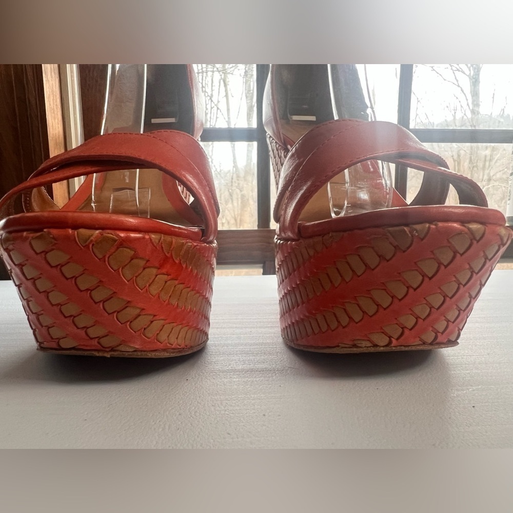 Pour La Victoire Women's Bonita Wedge Sandal size 7 orange woven platform - Picture 6 of 16